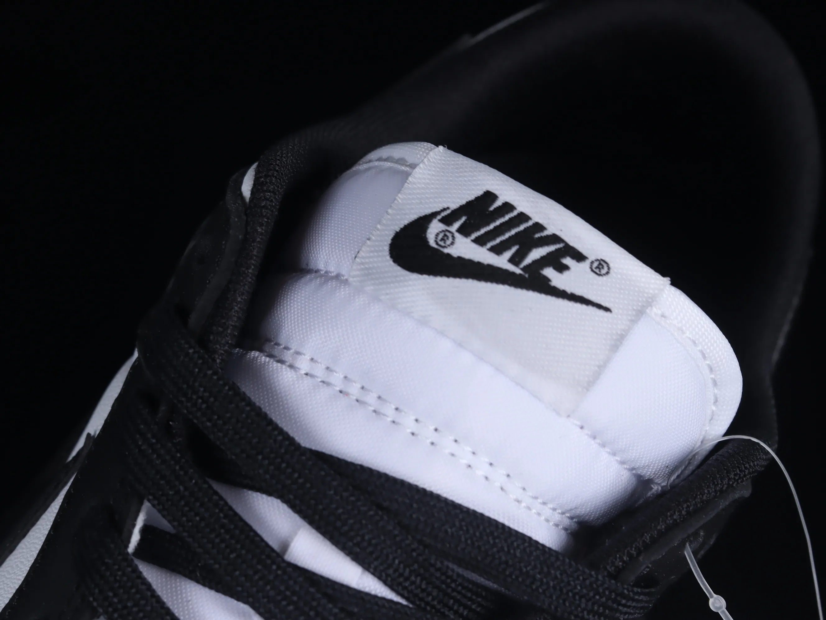 All Categories Nk SB Dunk Series Nk SB Dunk Low Low-top sneakers Nk Dunk Low "Twist Panda" Mutated Panda SB low-top sports and leisure sneakers DZ2794-001